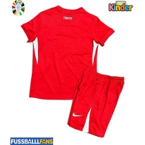 Truthahn Auswärts Trikotsatz Kinder EM 2024 Kurzarm (+ Kurze Hosen)